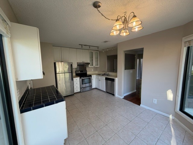 Foto del edificio - 8640 Roanoke Dr