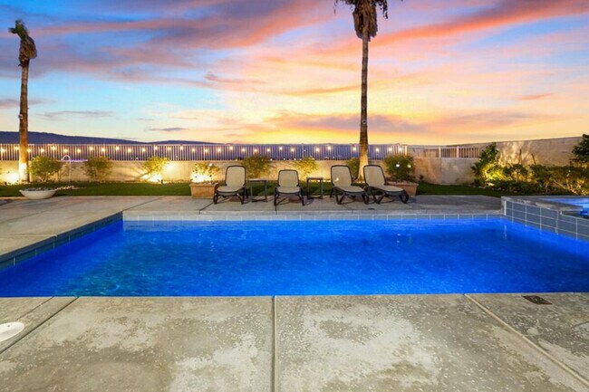 Building Photo - 34620 Via Josefina Dr