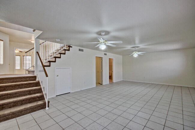 Foto del edificio - 840 N Bluejay Drive