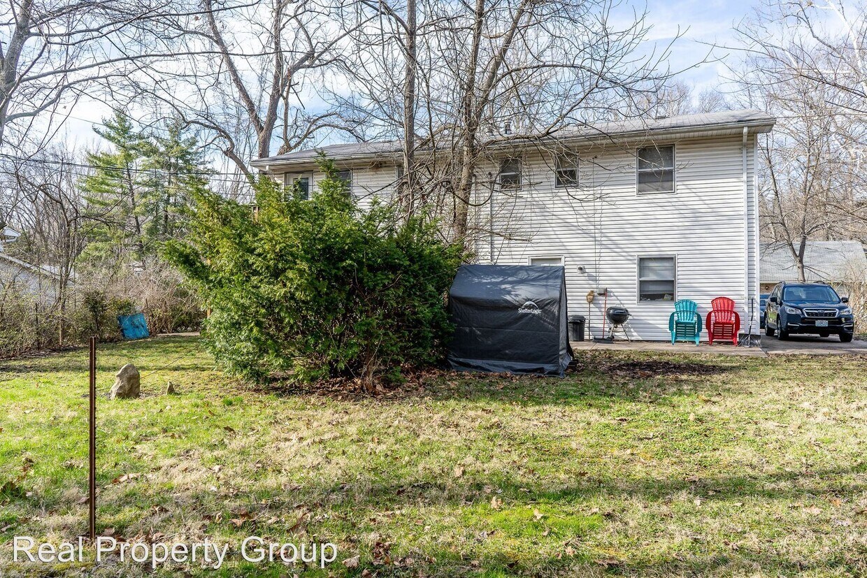 Building Photo - 1612-1614-1614 Radcliffe Dr