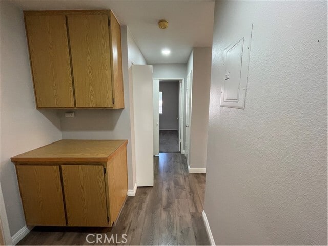 Building Photo - 9771 Louise Way