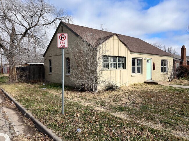 Building Photo - 4 Bedroom Pre-Lease Fall 2024!