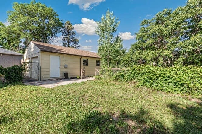 Foto principal - Super Cute 1 Bed, 1 Bath Carriage House!! ...