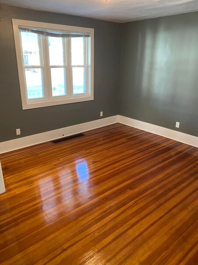 54 Burrstone Rd, New York Mills, NY 13417 Apartments New York Mills