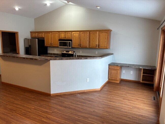 Foto del edificio - 334 Autumn Ln