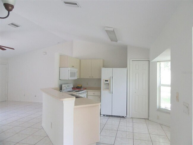 Foto del edificio - 2716 Vogler Ln