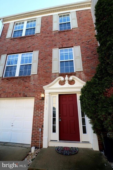 Foto del edificio - 2581 Sutters Mill Dr