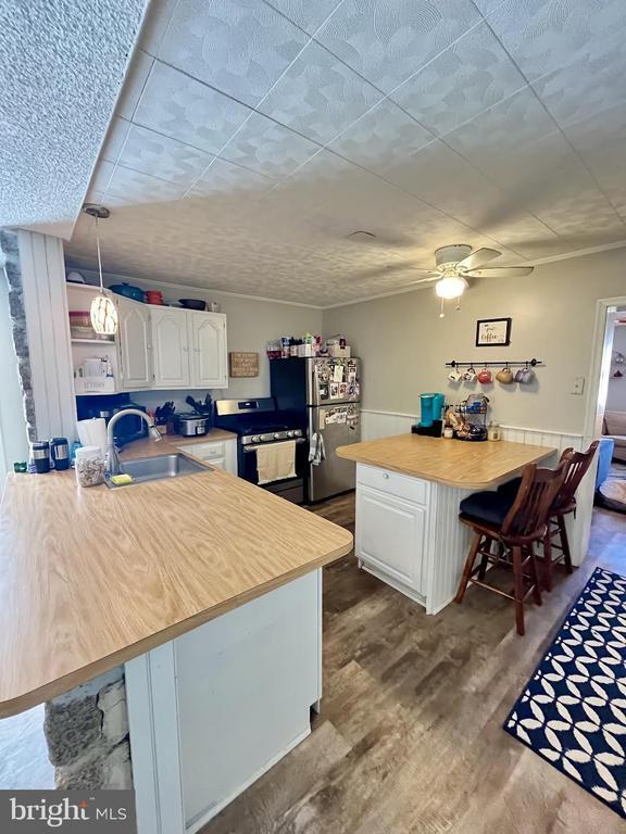 Foto del edificio - 125 Maple St