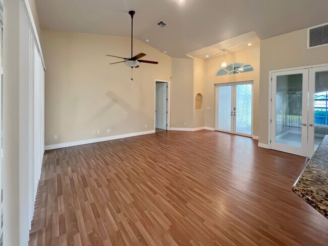 Foto del edificio - 831 NW 2nd St