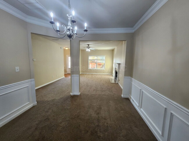 Building Photo - 1428 Autumn Wood Trail