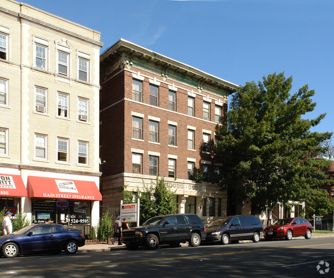 Building Photo - 60-66 Main St