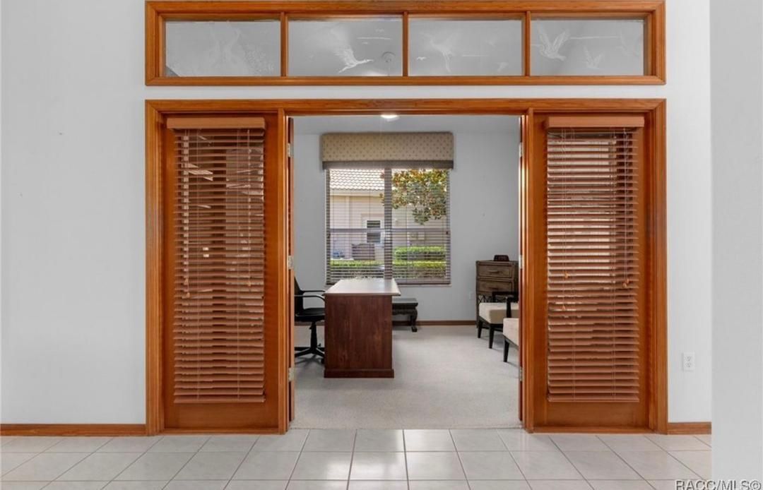 Building Photo - 118 W Doerr Path