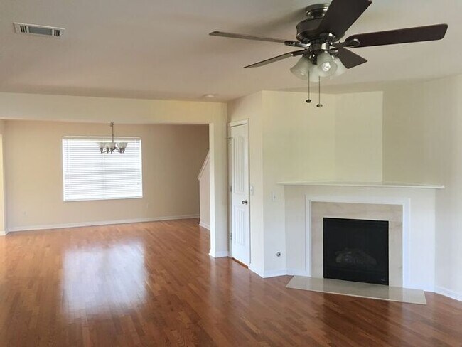 Building Photo - Nashville - 4 Bedroom 37221