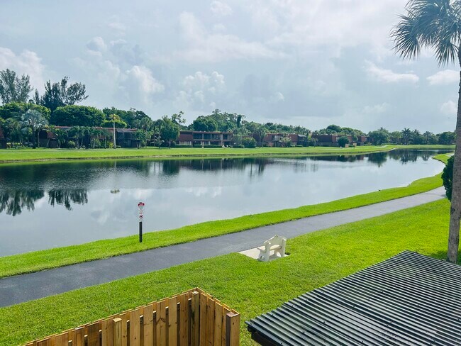 Building Photo - 8423 Boca Rio Dr