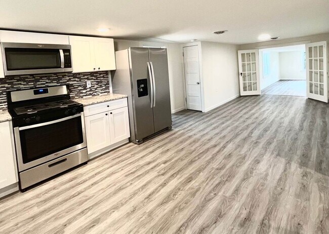 kitchen/ dining area - 3194 S Black Horse Pike