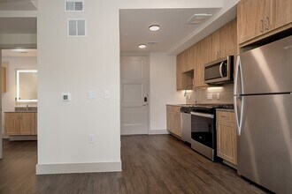 Building Photo - 8900 Six Pines Dr