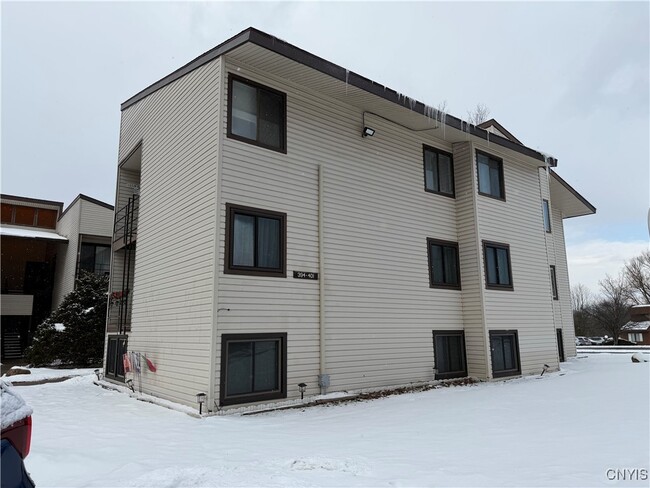 Building Photo - 397 Village Blvd N