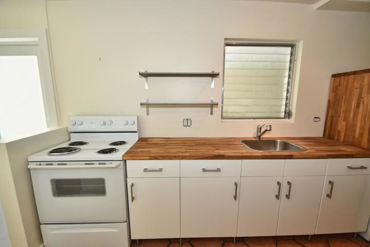Foto principal - 414 Seasage Dr