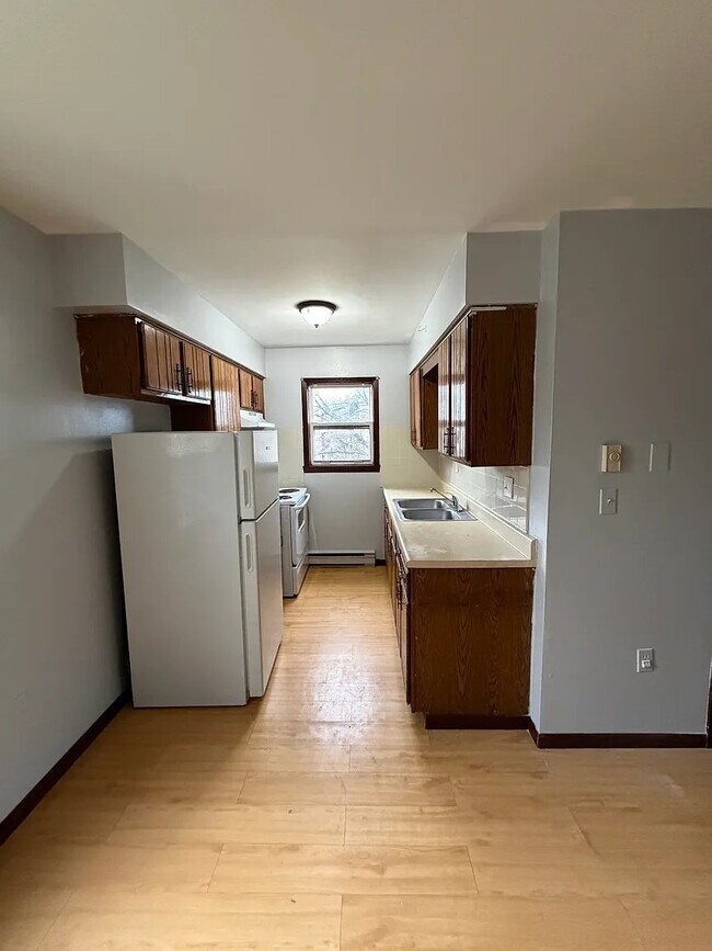 Foto del edificio - 352 S 6th St
