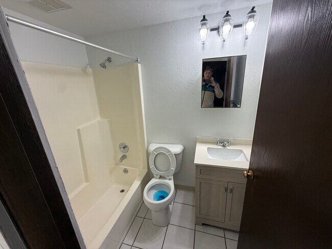 Foto del edificio - 316 W Mill St