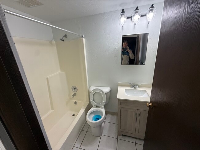 Building Photo - 316 W Mill St