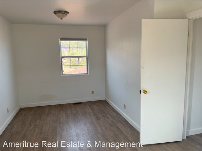 Building Photo - 2 br, 2 bath House - 3745 Spanish Valley Dr