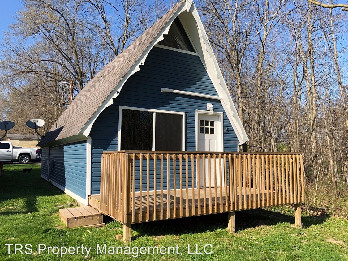 Foto principal - 10761 Interstate 70 Dr NE