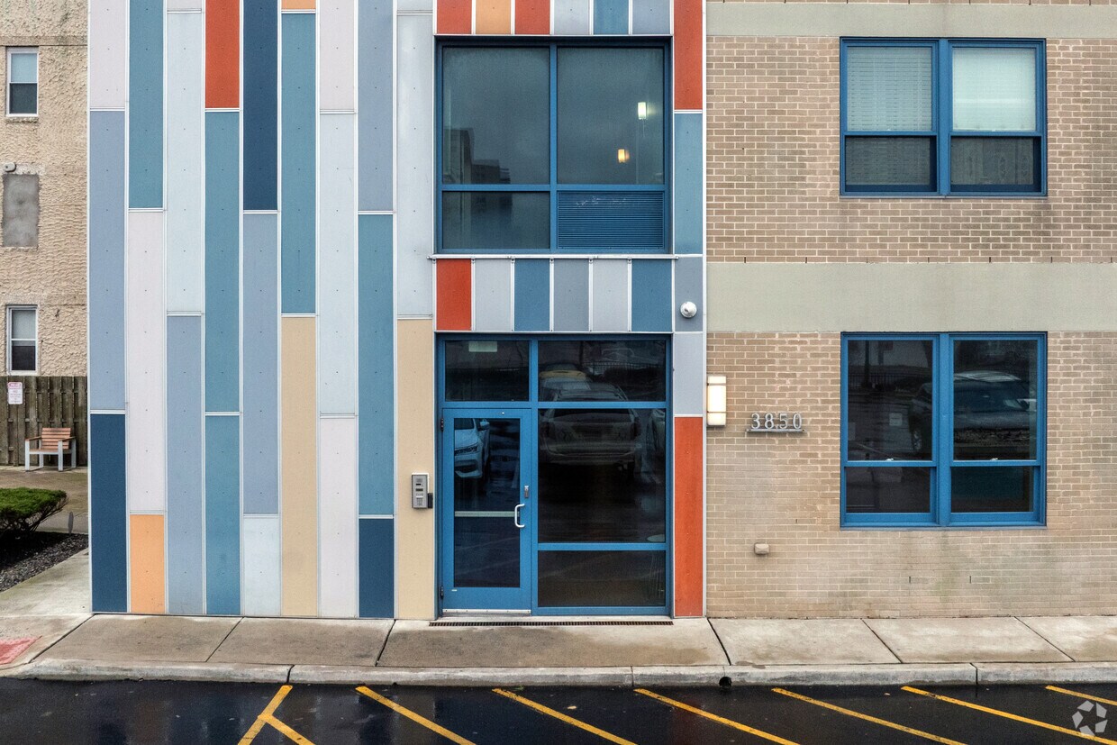 Entrada - Beachview Residences