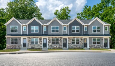 Building Photo - 430 Lindsay Dr