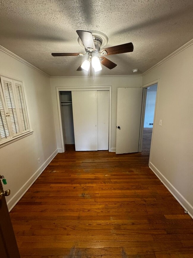 Building Photo - 2/1 Duplex with office space in Shelby, NC