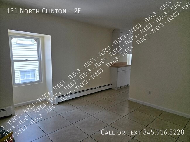 Building Photo - 131 North Clinton-2E