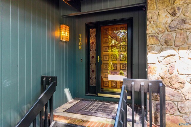 Foto del edificio - 7705 Foxfire Dr SE