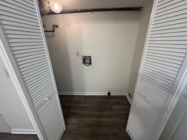 Foto del edificio - 1247 Wenlon Dr