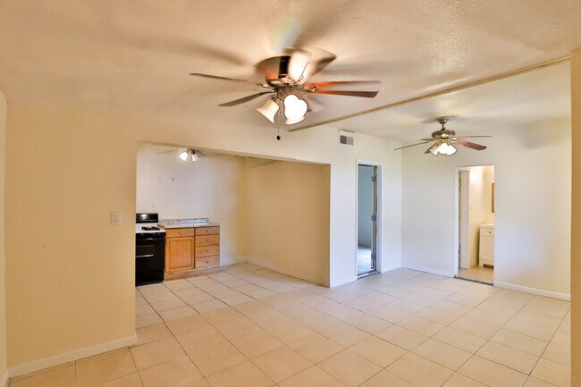 Foto del edificio - 126 N 10th Ave