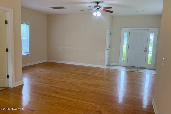 Foto del edificio - 1032 Lake Norman Ln