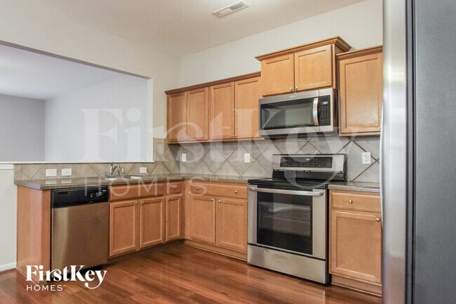 Foto del edificio - 707 Rook Rd