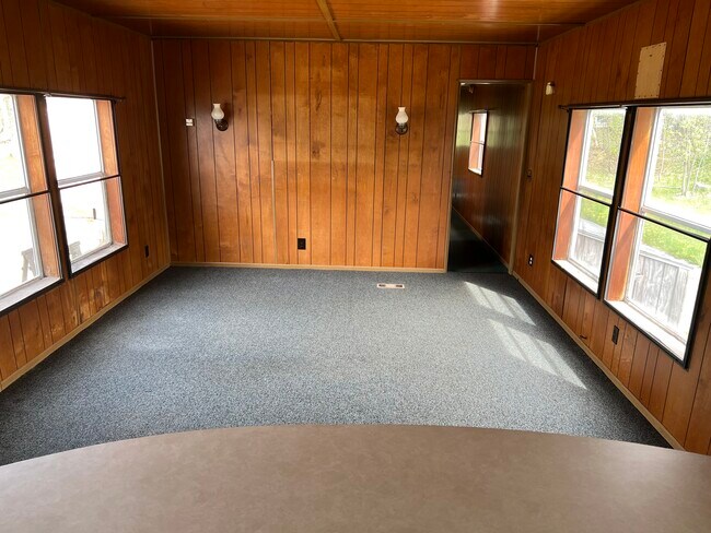 Building Photo - 15 Bickfords Way
