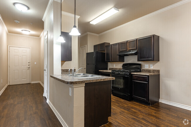 3BR, 2BA - 1,165SF - Kitchen - Stonebridge at Kelsey Park