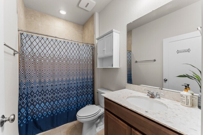Foto del edificio - 3850 Chapman Bluff Dr