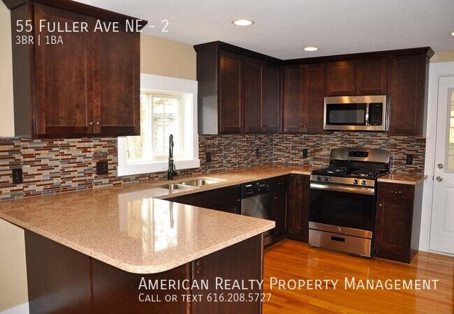 Foto del edificio - 55 Fuller Ave NE