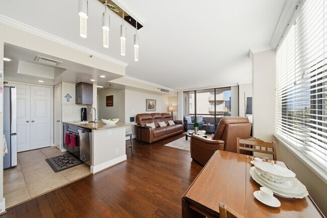 Foto del edificio - 3525 Sage Rd