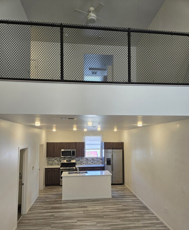 Loft View - 519 S 6th St