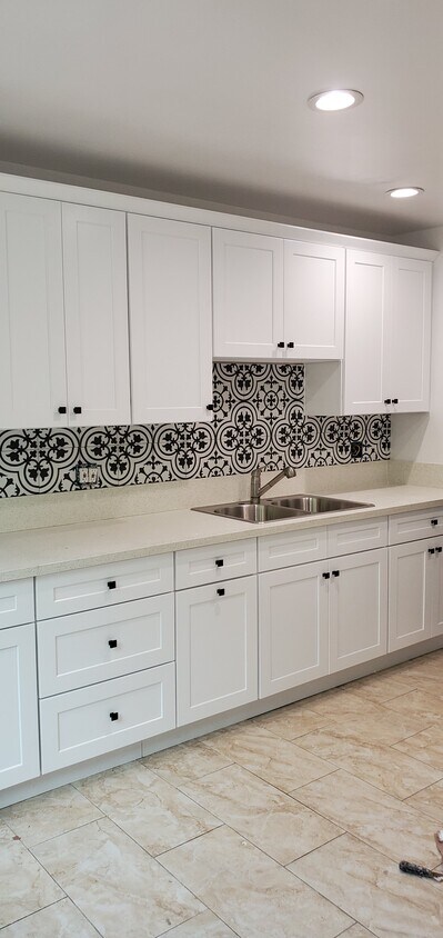 Foto principal - 3353 Brookhill St