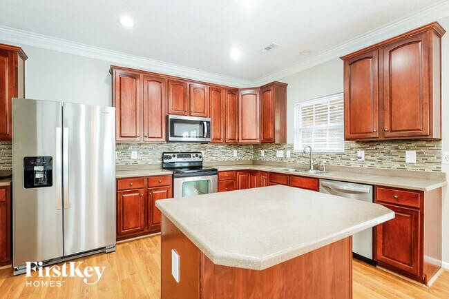 Foto del edificio - 4424 Golden View Dr
