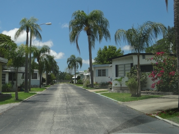 Foto del edificio - Hillside Mobile Home Park