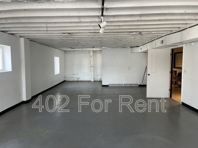 Building Photo - 5701 NW Radial Hwy