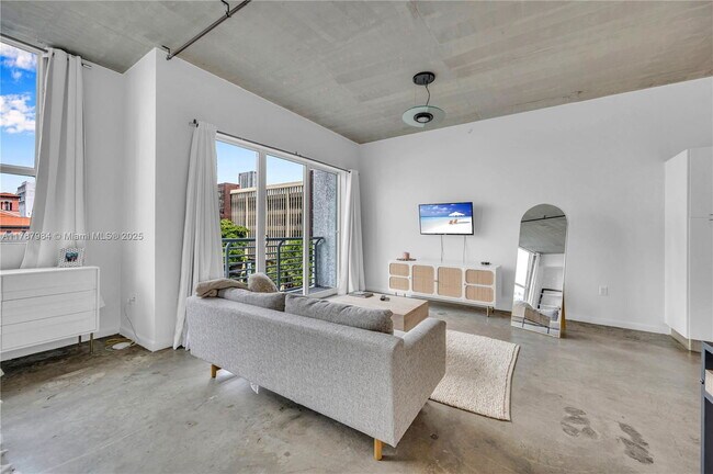 Foto del edificio - 133 NE 2nd Ave