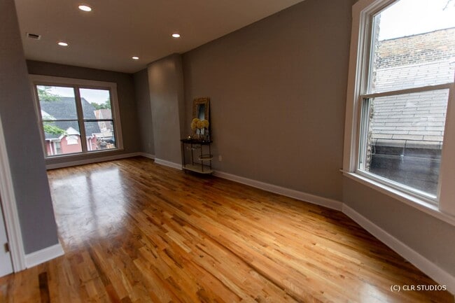 Building Photo - 2343 W Grenshaw St