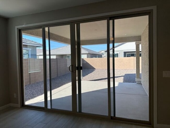 Foto del edificio - For Lease Now-$2,700 Built in 2023 beautif...