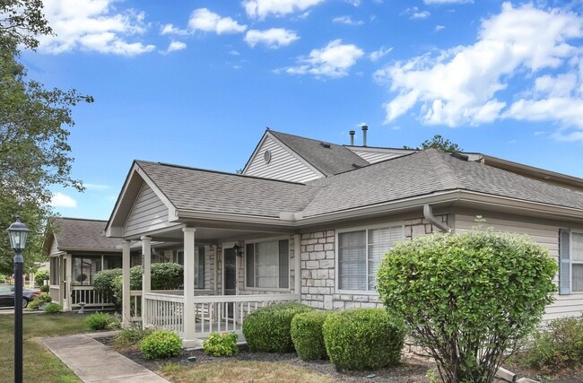 Building Photo - 206 Pioneer Cir